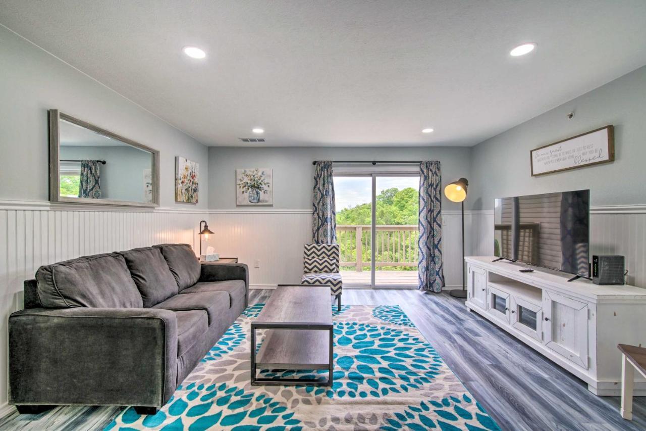 Cozy Branson Condo With Balcony And Mountain Views Extérieur photo
