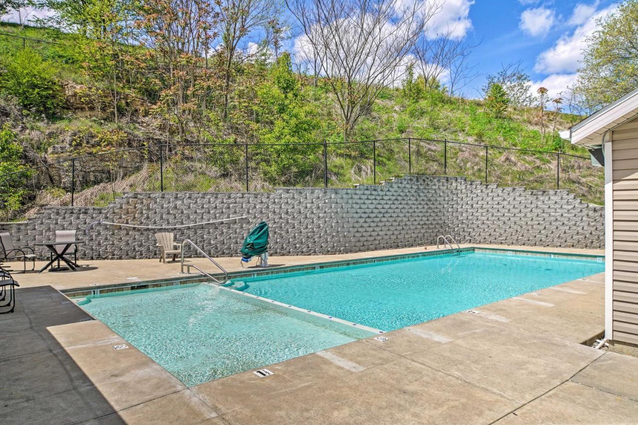 Cozy Branson Condo With Balcony And Mountain Views Extérieur photo
