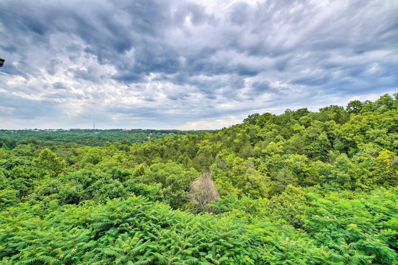 Cozy Branson Condo With Balcony And Mountain Views Extérieur photo