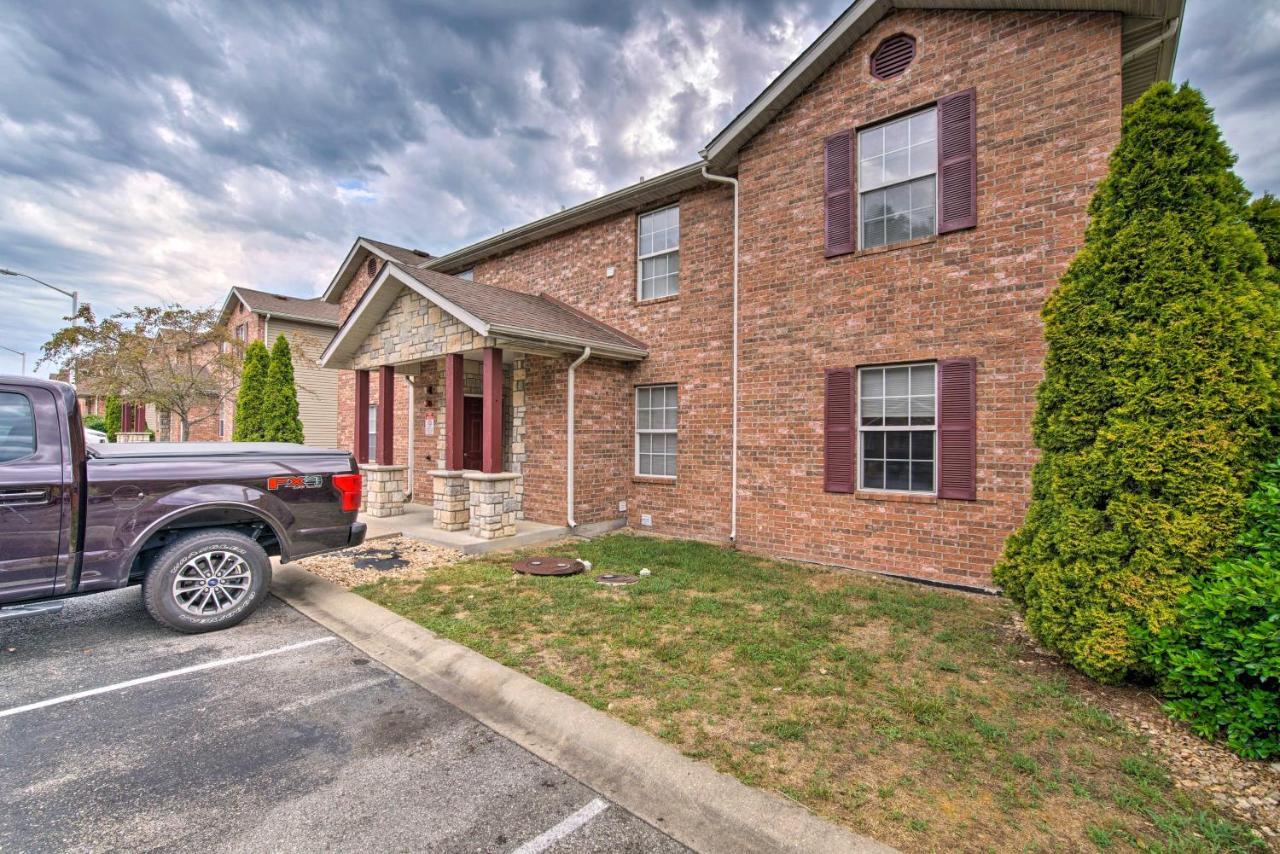 Cozy Branson Condo With Balcony And Mountain Views Extérieur photo